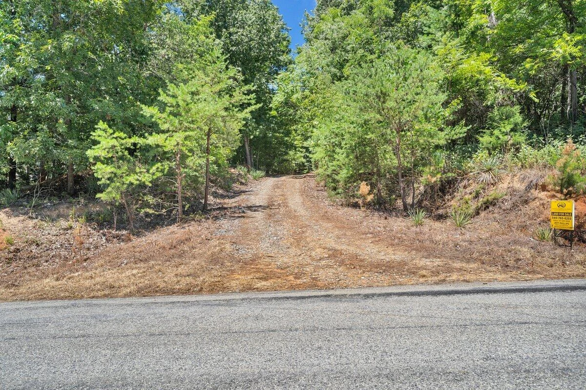 4077 Rocky Ford RD - Photo 10