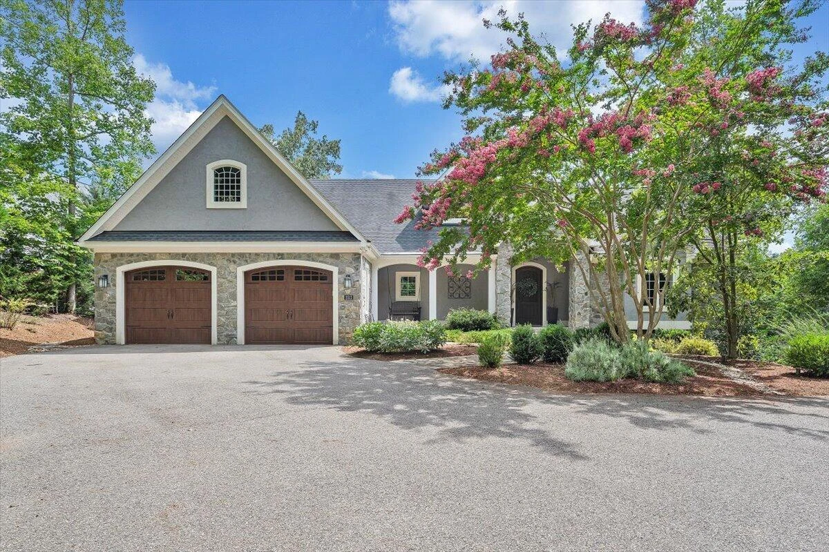 2512 Lakewood Forest RD - Photo 2
