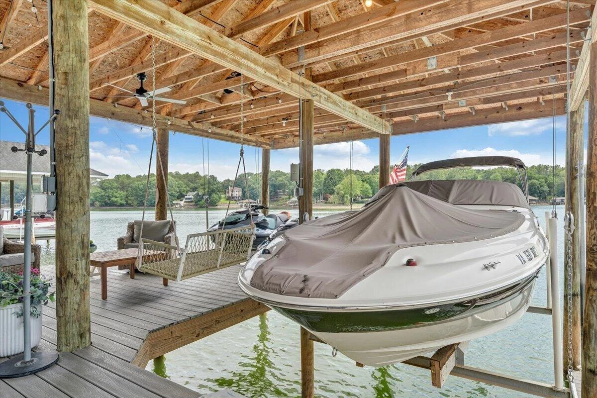 2512 Lakewood Forest RD - Photo 5