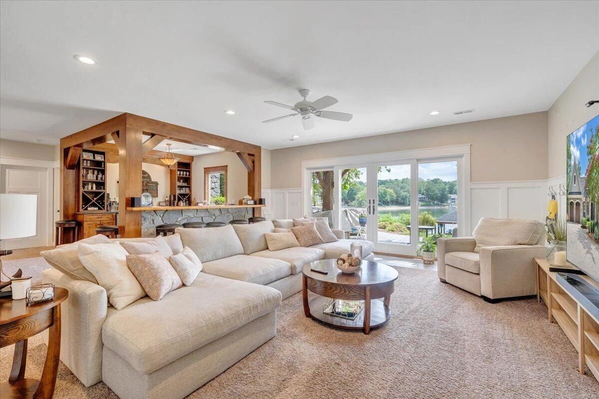 2512 Lakewood Forest RD - Photo 64