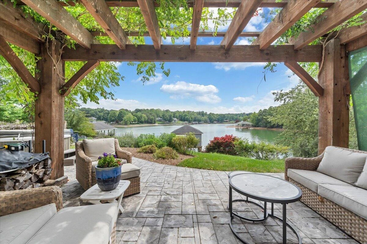 2512 Lakewood Forest RD - Photo 76