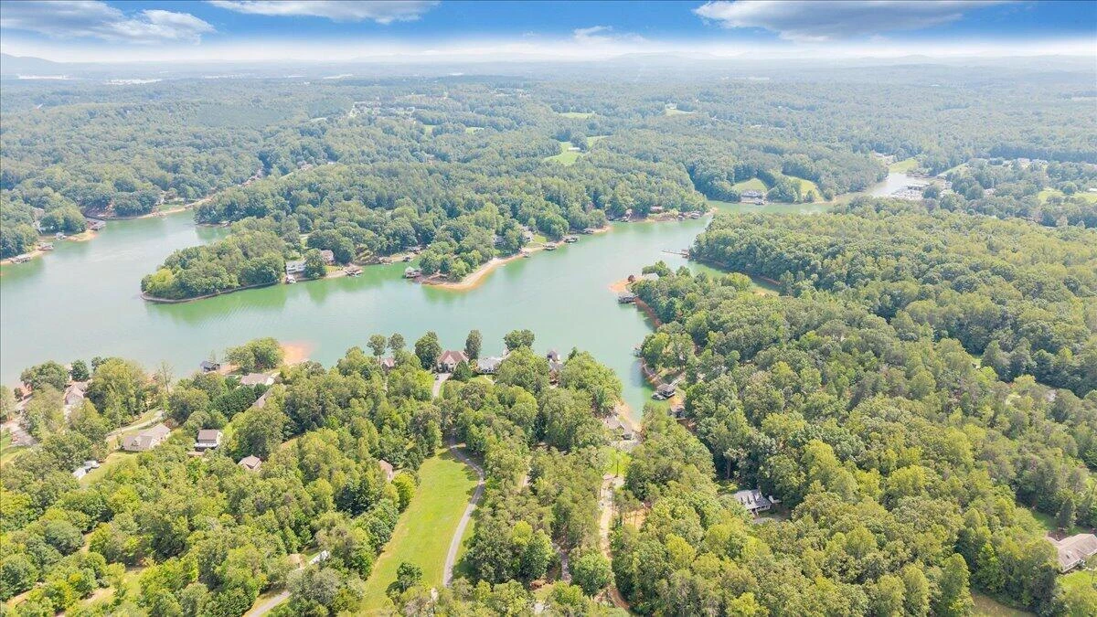 2512 Lakewood Forest RD - Photo 93
