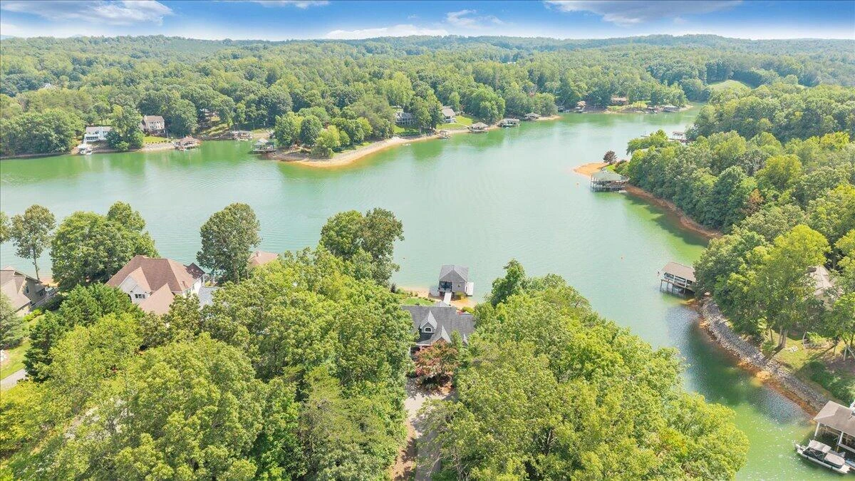 2512 Lakewood Forest RD - Photo 96