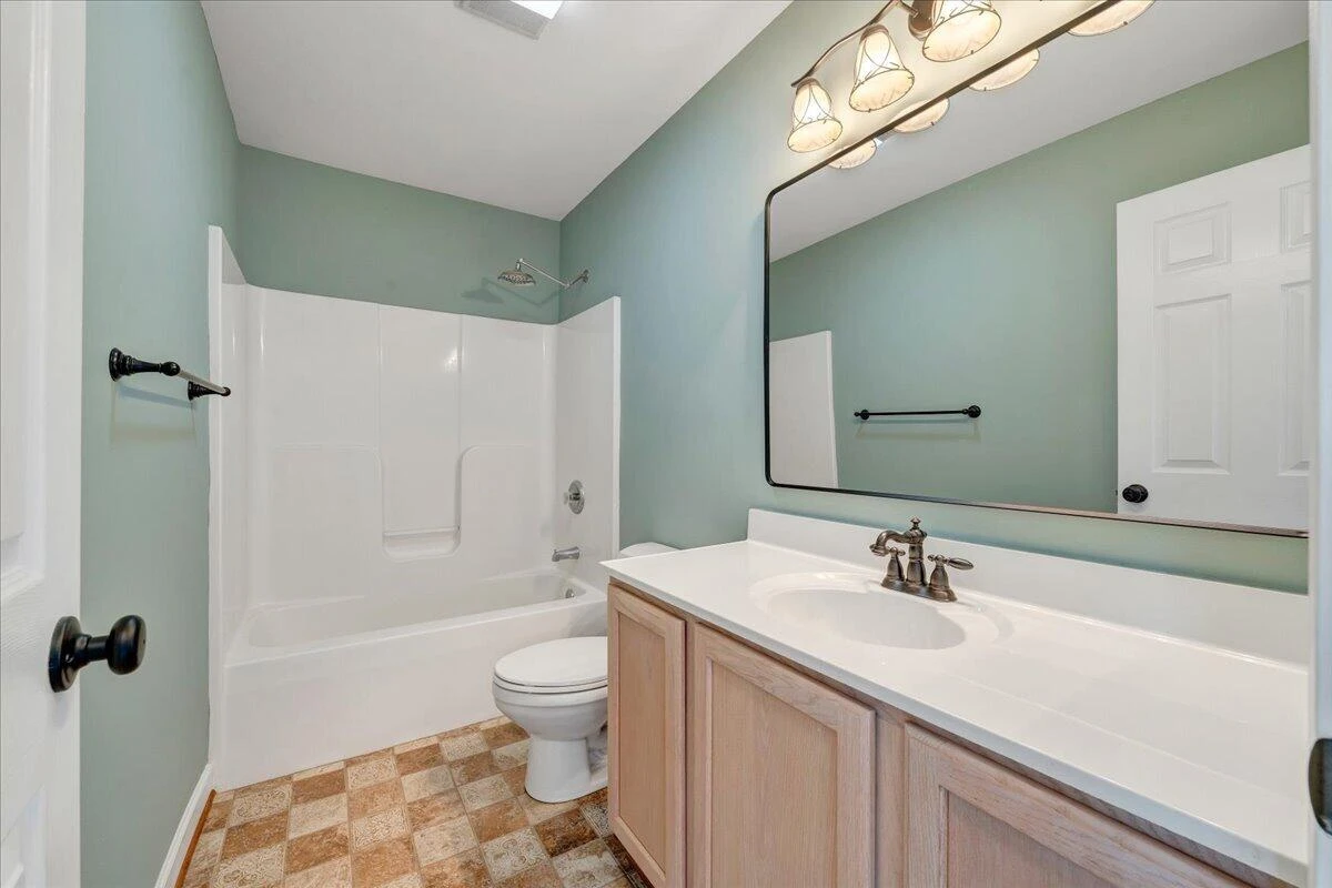 836 Long Island DR - Photo 26