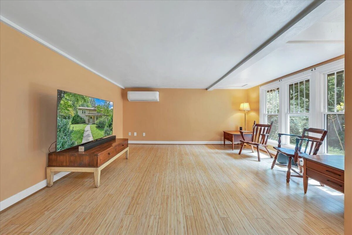 6907 Dawnwood RD - Photo 7