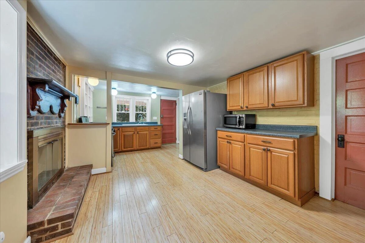 6907 Dawnwood RD - Photo 10