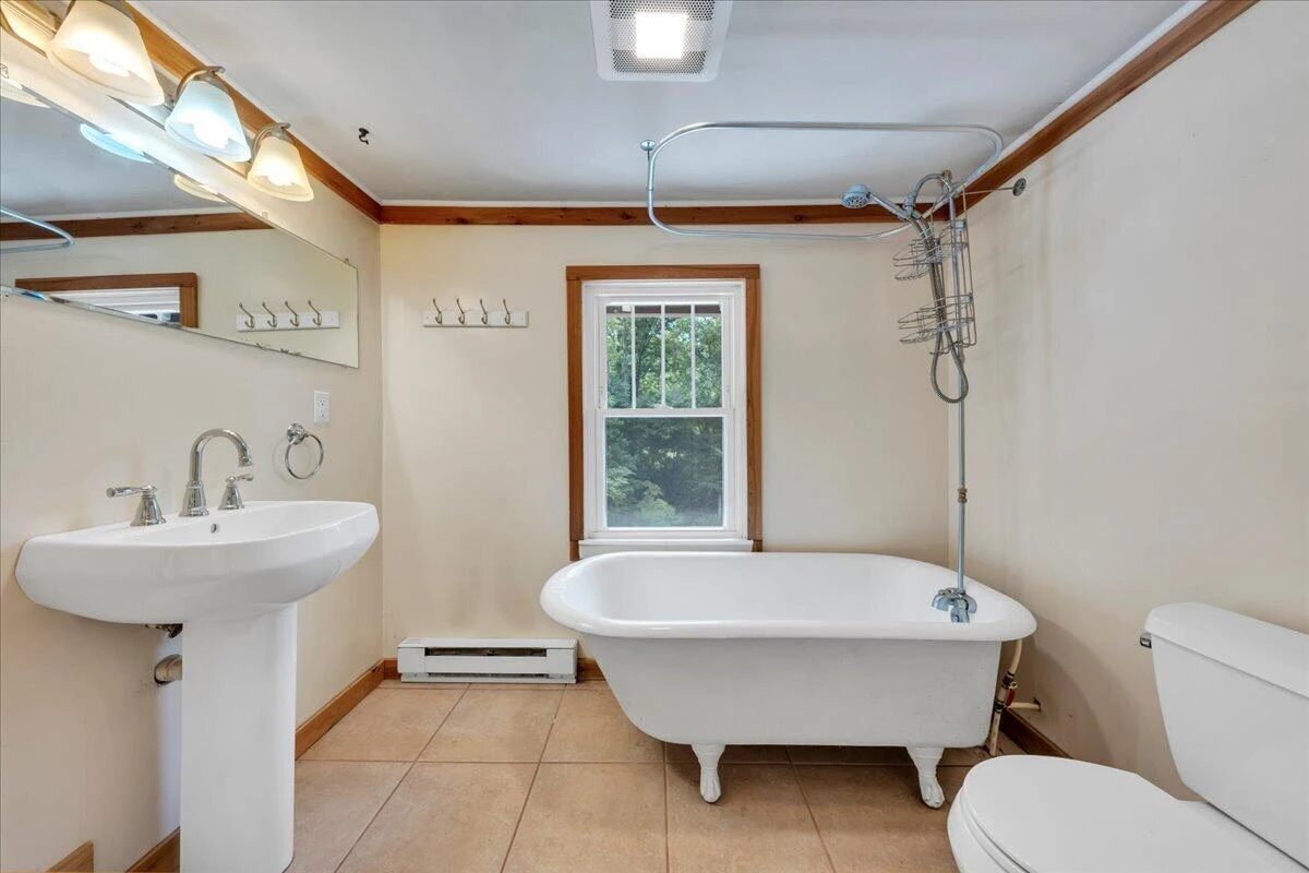 6907 Dawnwood RD - Photo 16