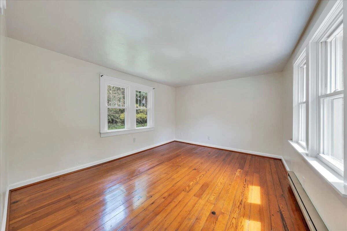 6907 Dawnwood RD - Photo 20