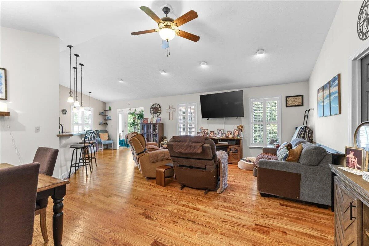 98 Shanleys Loop - Photo 8