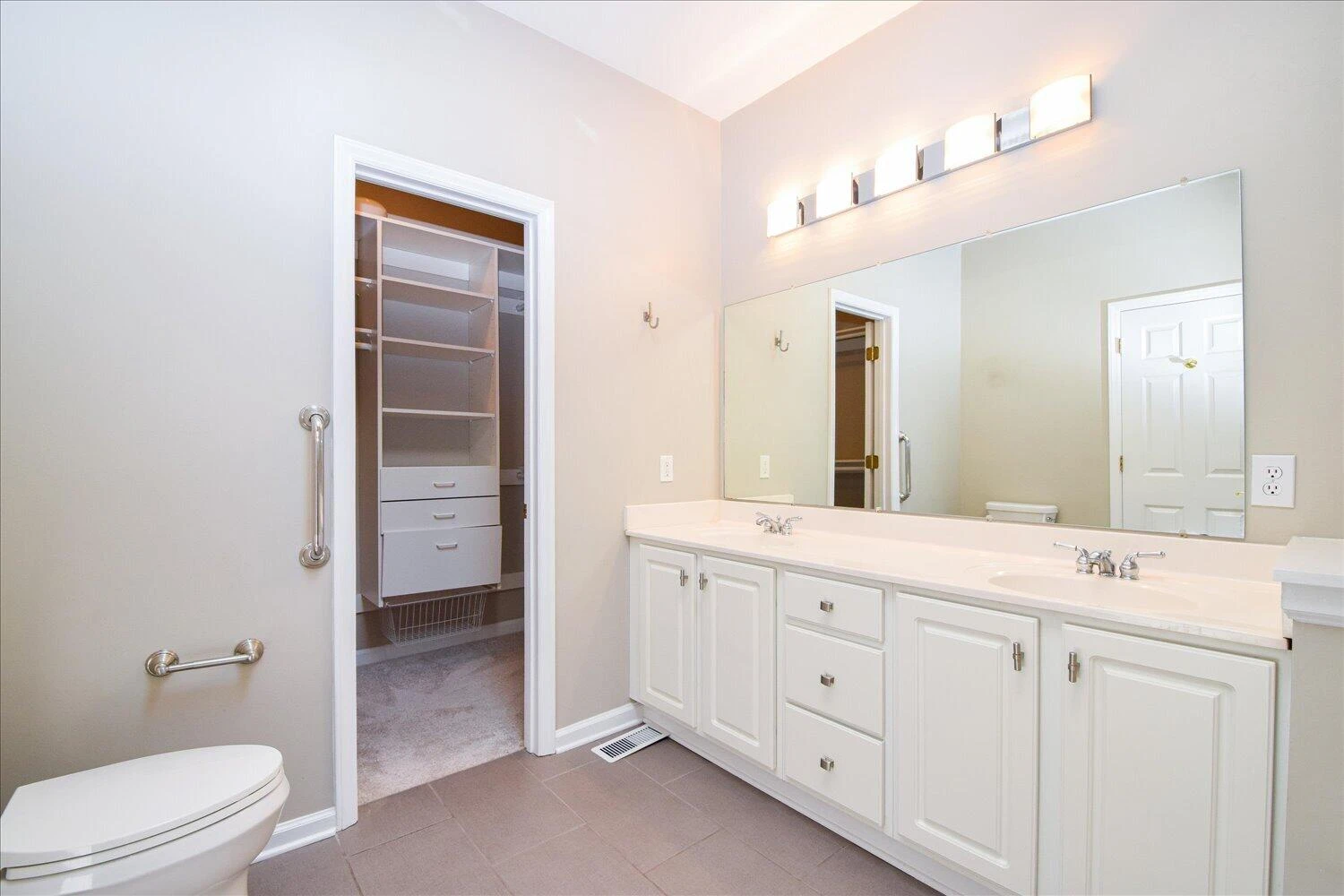 3598 Grandin RD SW - Photo 14