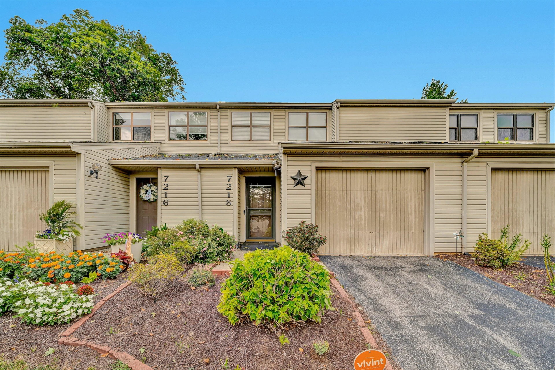 7218 Red Cedar CIR - Photo 2