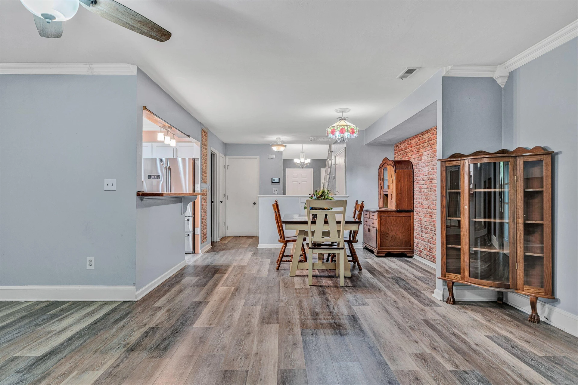 7218 Red Cedar CIR - Photo 10