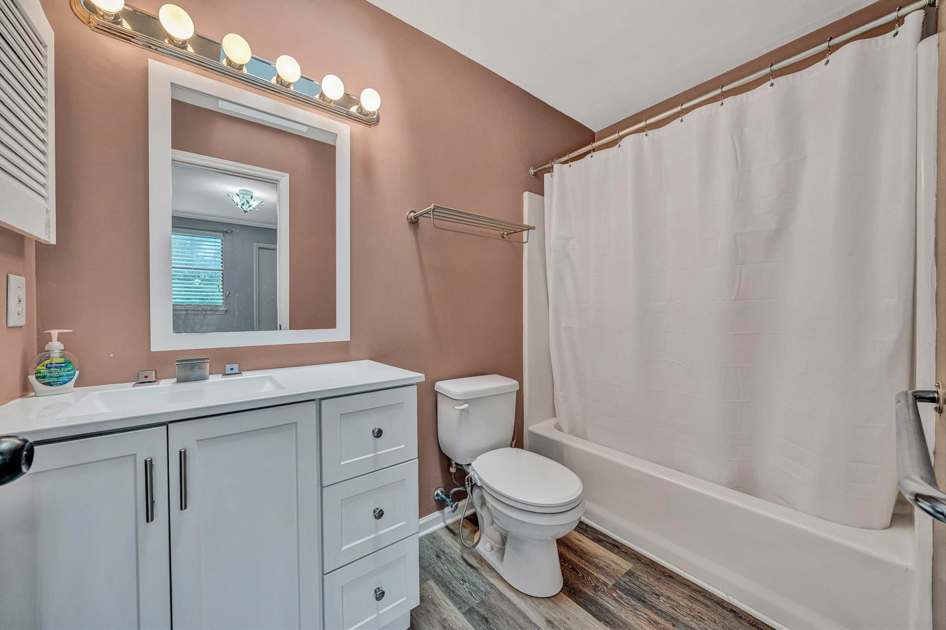 7218 Red Cedar CIR - Photo 17
