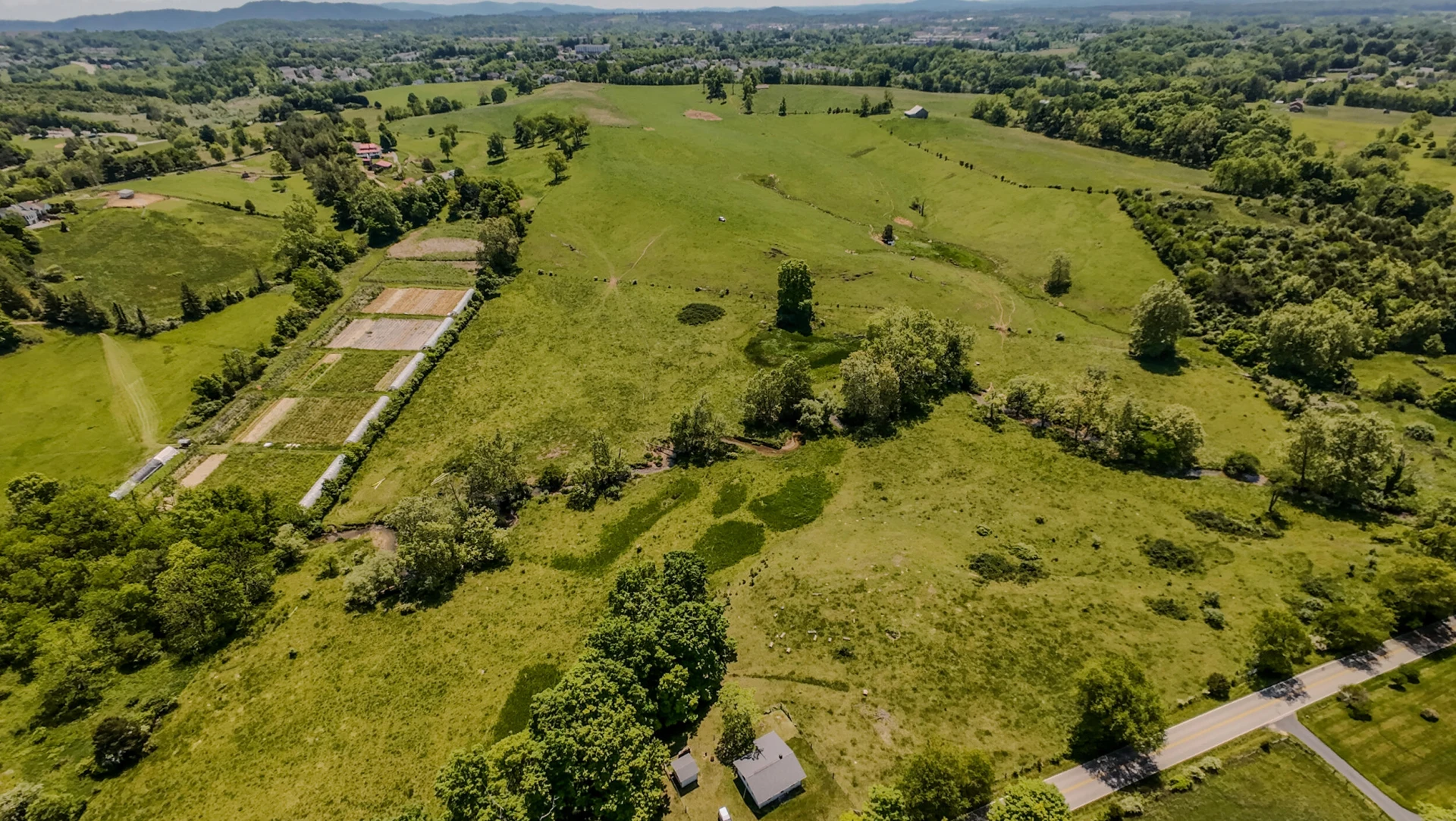 1801 Toms Creek RD - Photo 12