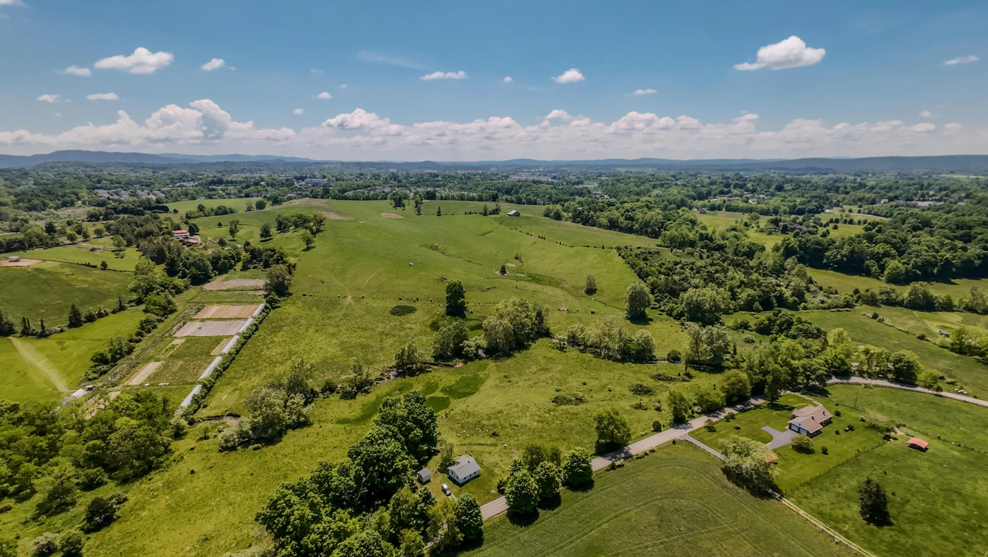 1801 Toms Creek RD - Photo 13