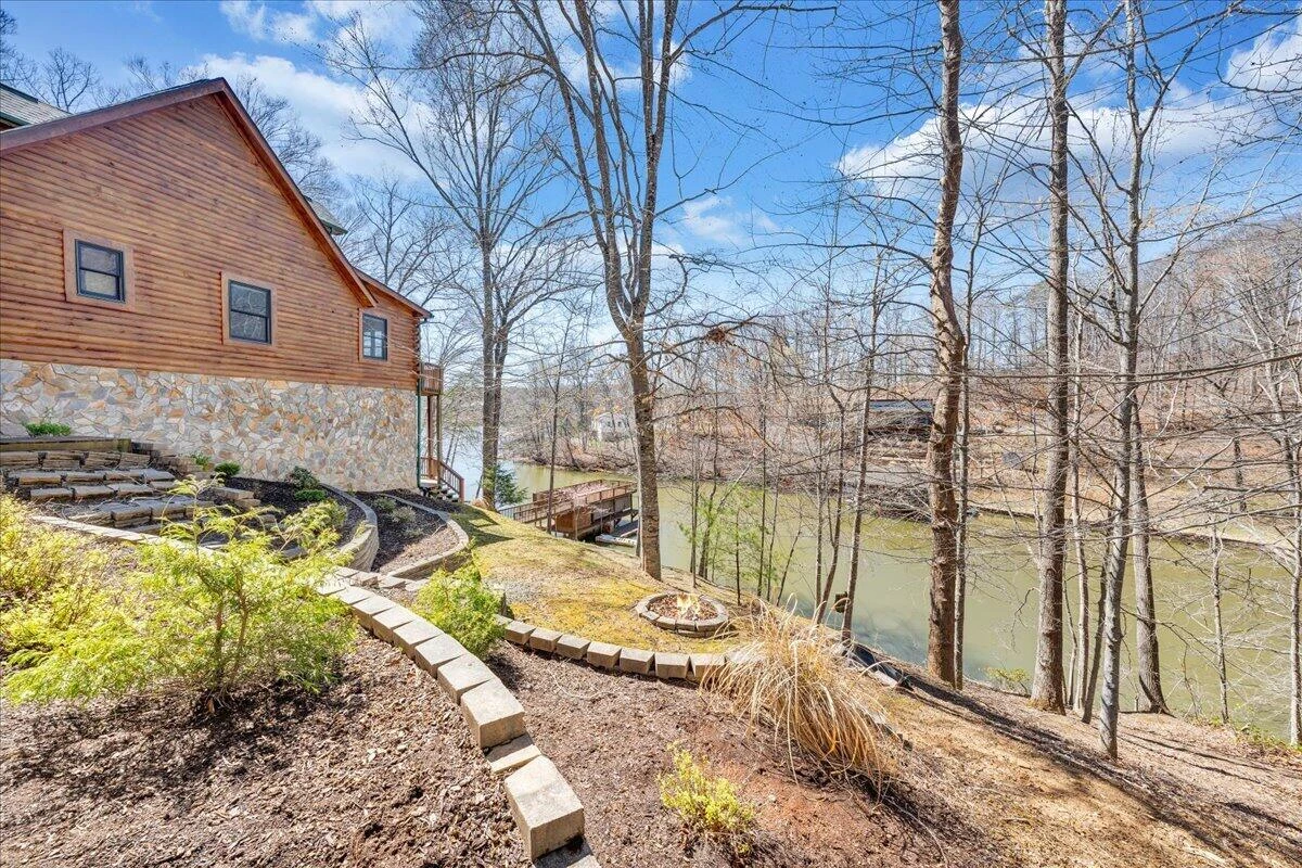 239 Blackwater Landing DR - Photo 52