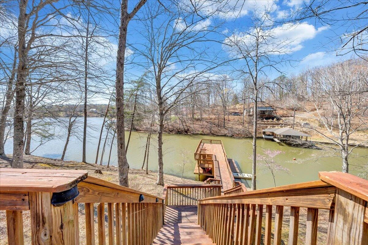 239 Blackwater Landing DR - Photo 54