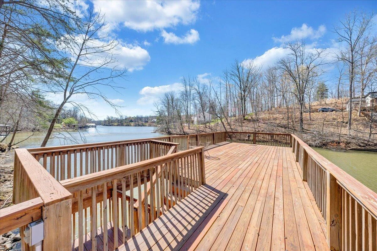 239 Blackwater Landing DR - Photo 61