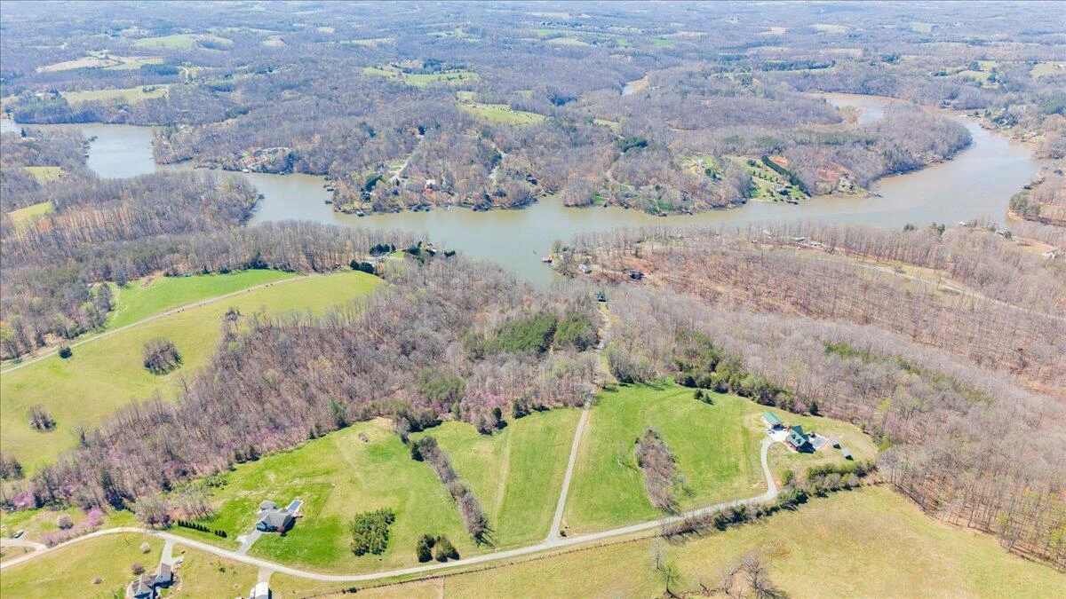 239 Blackwater Landing DR - Photo 77