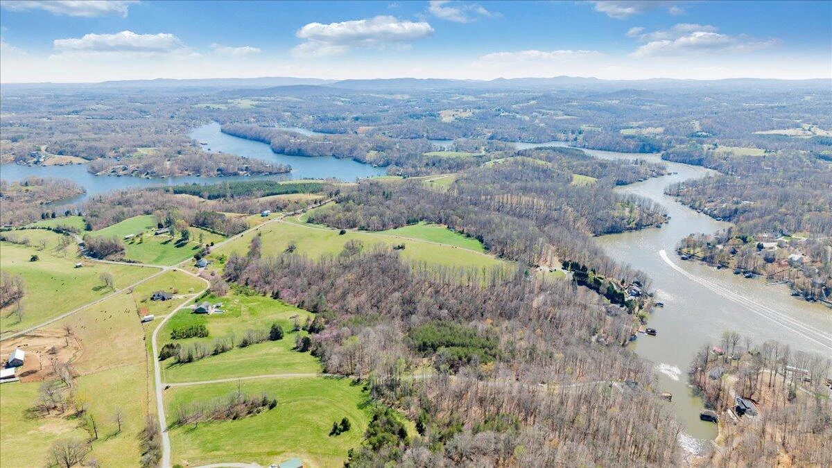 239 Blackwater Landing DR - Photo 84