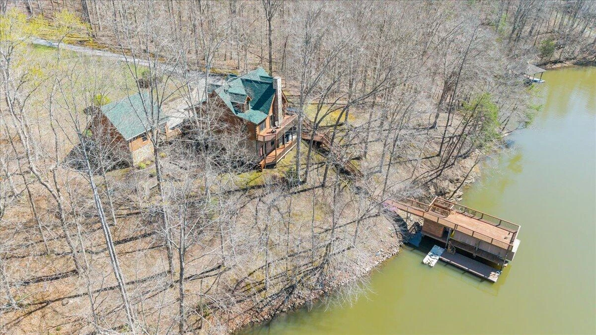239 Blackwater Landing DR - Photo 104