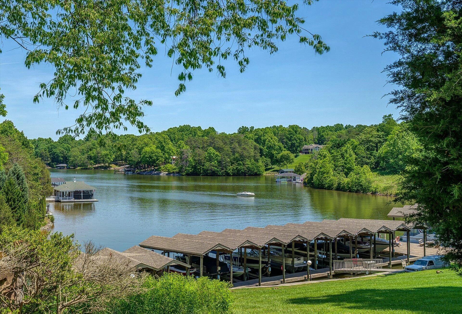 219 Shoreline Marina CIR #123 - Photo 40