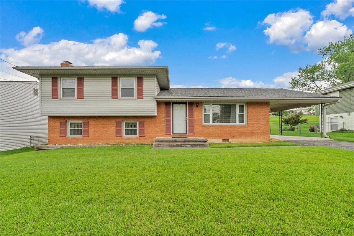 3917 Delavan ST - Photo 2