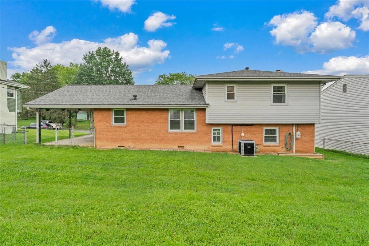 3917 Delavan ST - Photo 30