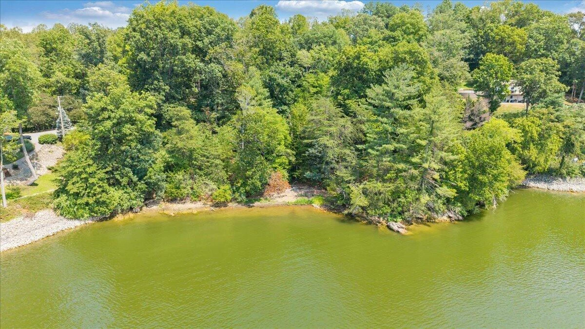 6325 Horseshoe Bend RD - Photo 6