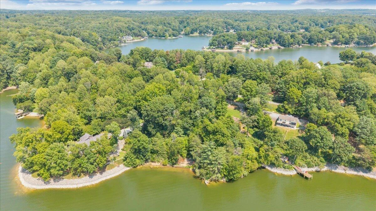 6325 Horseshoe Bend RD - Photo 7