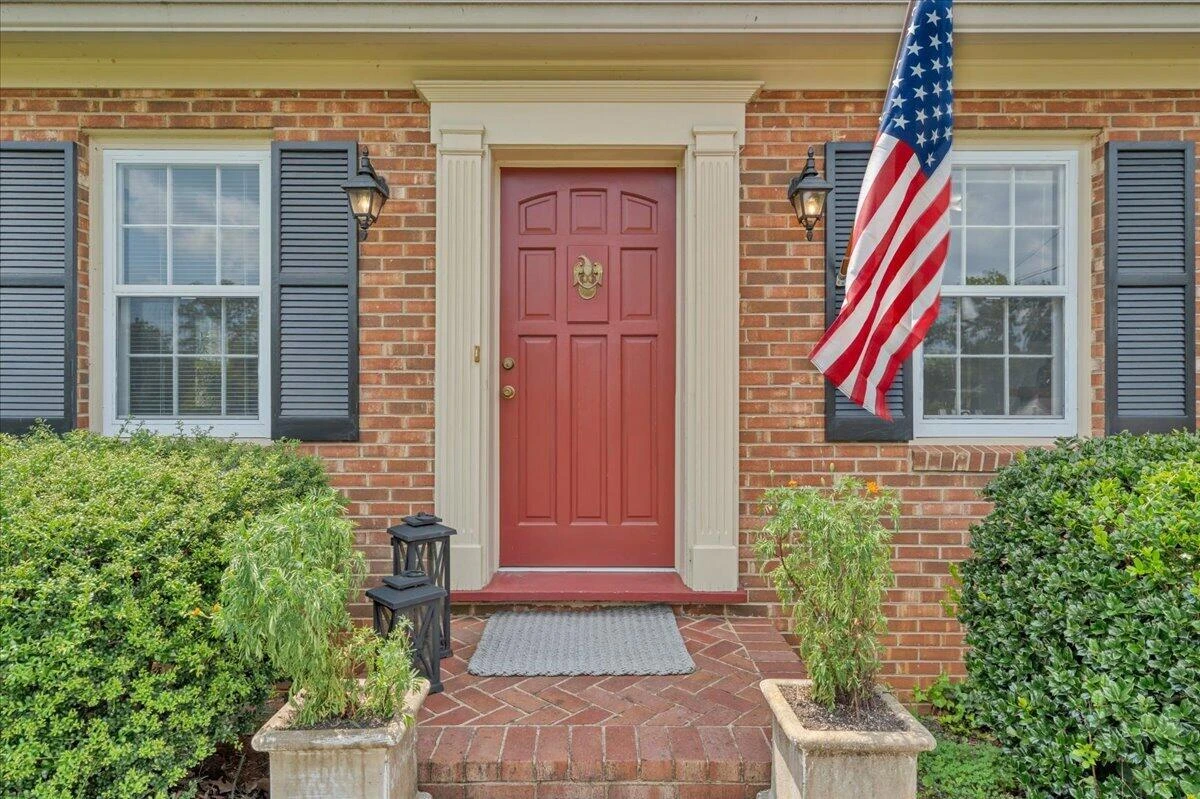 2637 Willowlawn ST - Photo 2