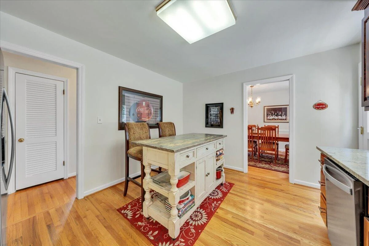 2637 Willowlawn ST - Photo 12