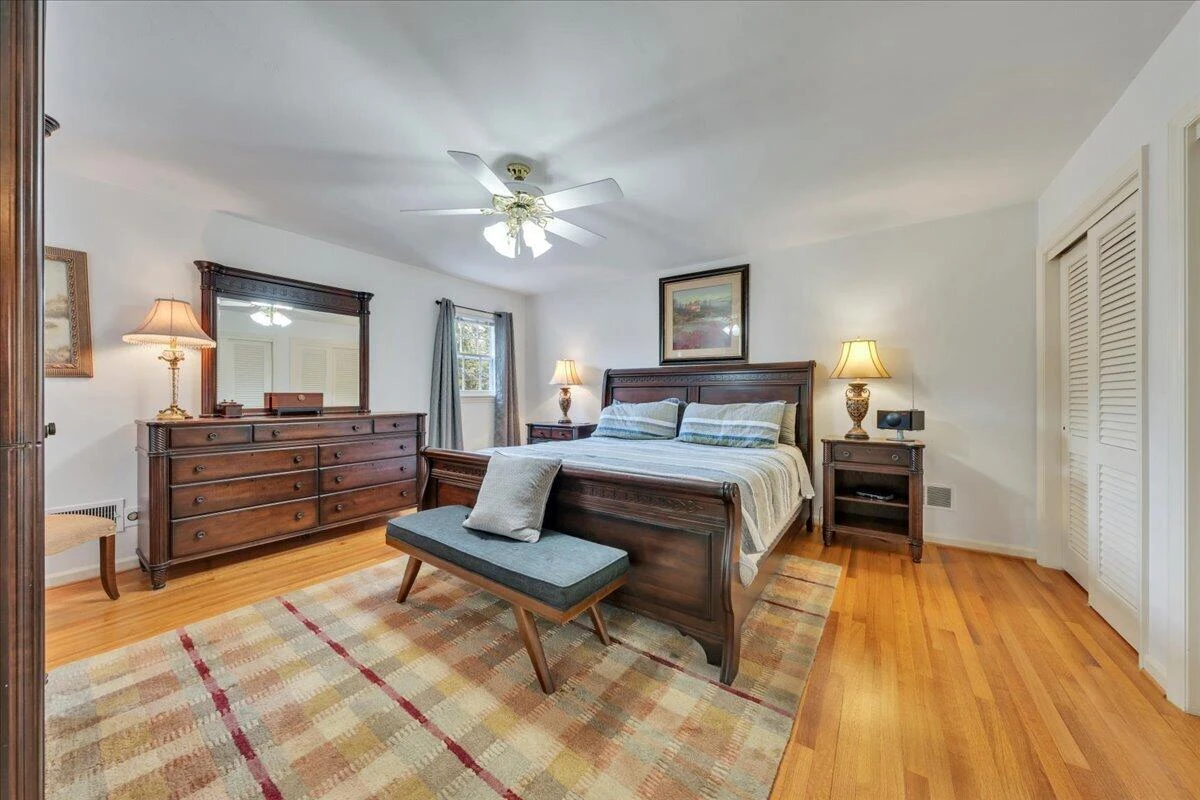 2637 Willowlawn ST - Photo 29