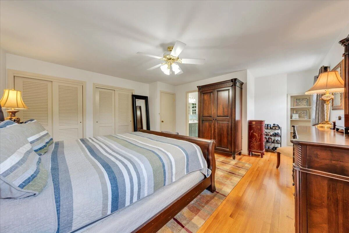 2637 Willowlawn ST - Photo 33
