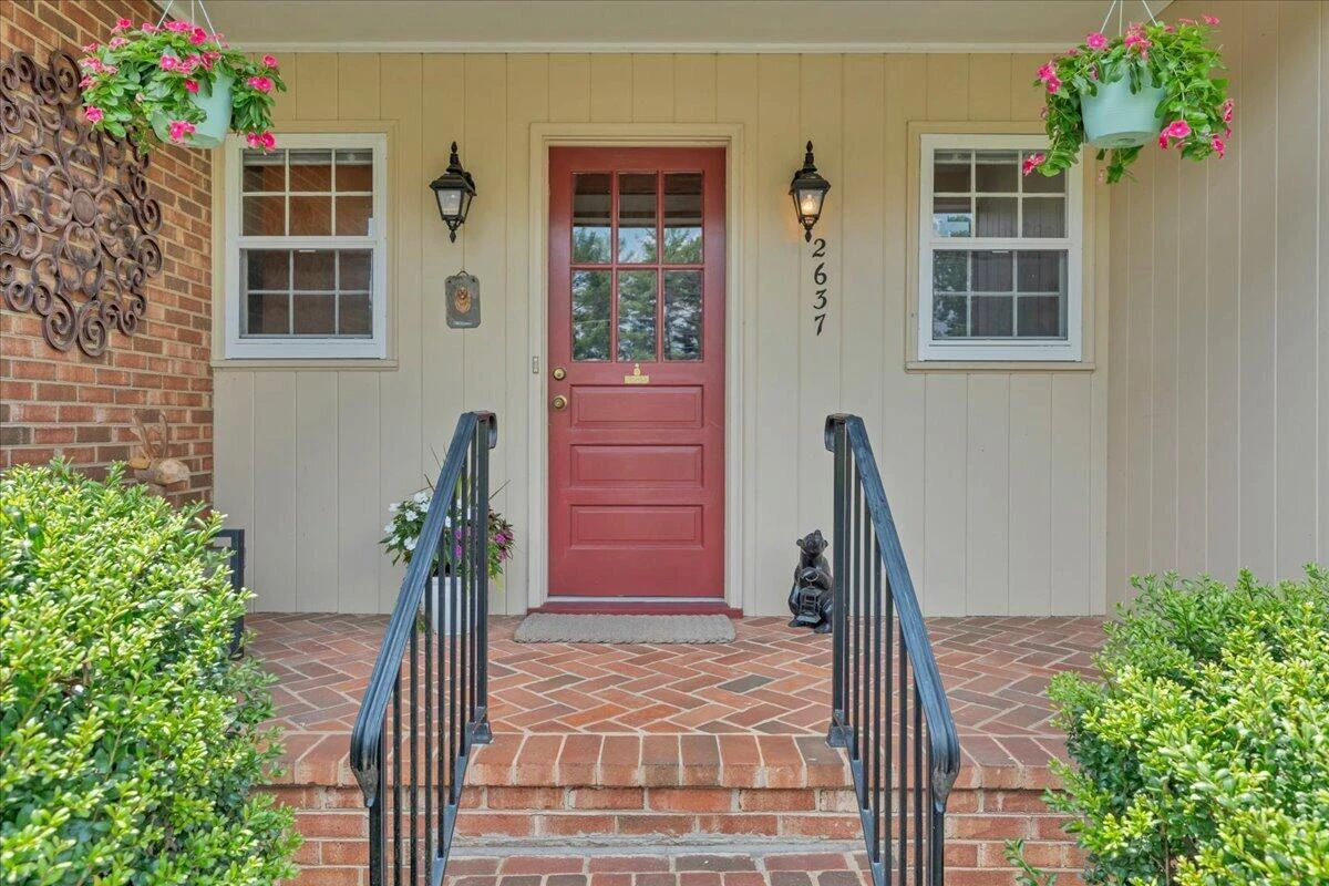 2637 Willowlawn ST - Photo 40