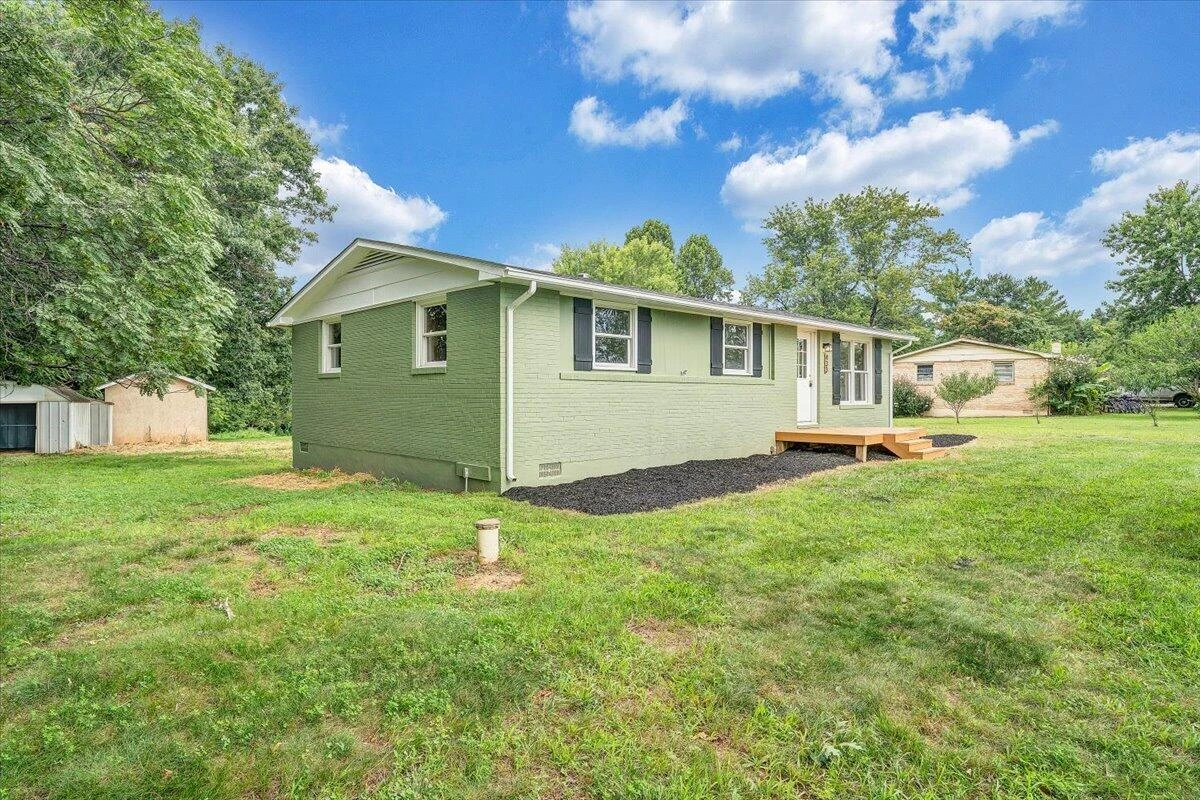433 Kent RD - Photo 5