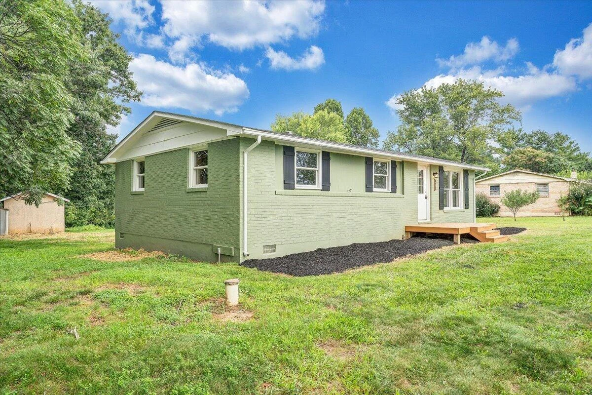 433 Kent RD - Photo 6