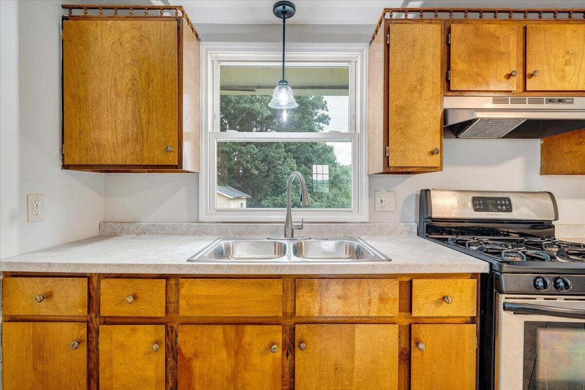 433 Kent RD - Photo 12