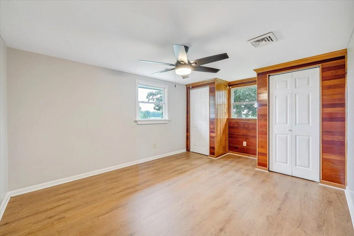 433 Kent RD - Photo 17