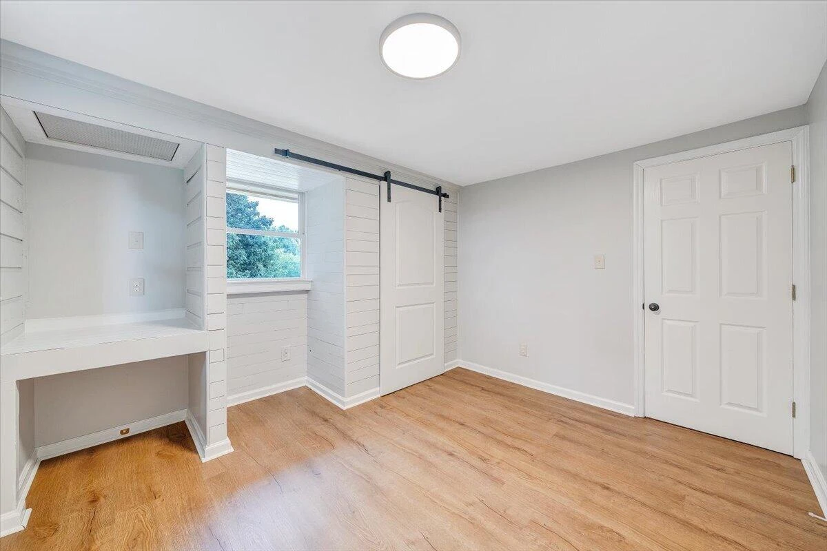 433 Kent RD - Photo 21