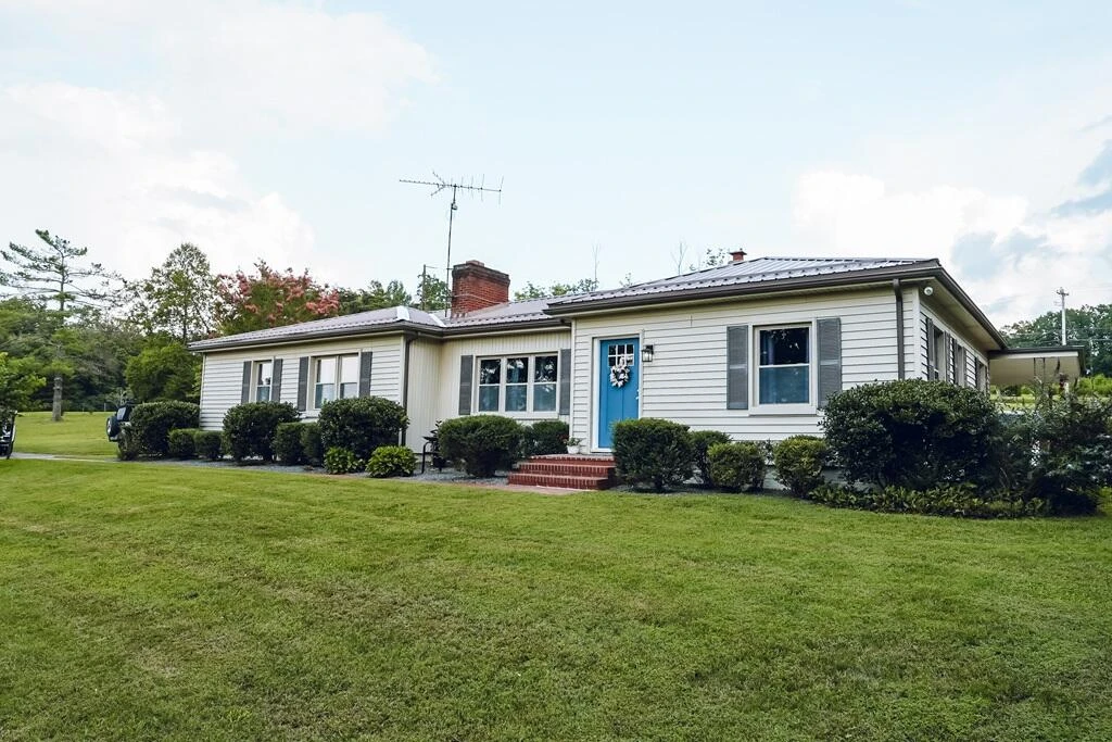 17065 A L Philpott Hwy