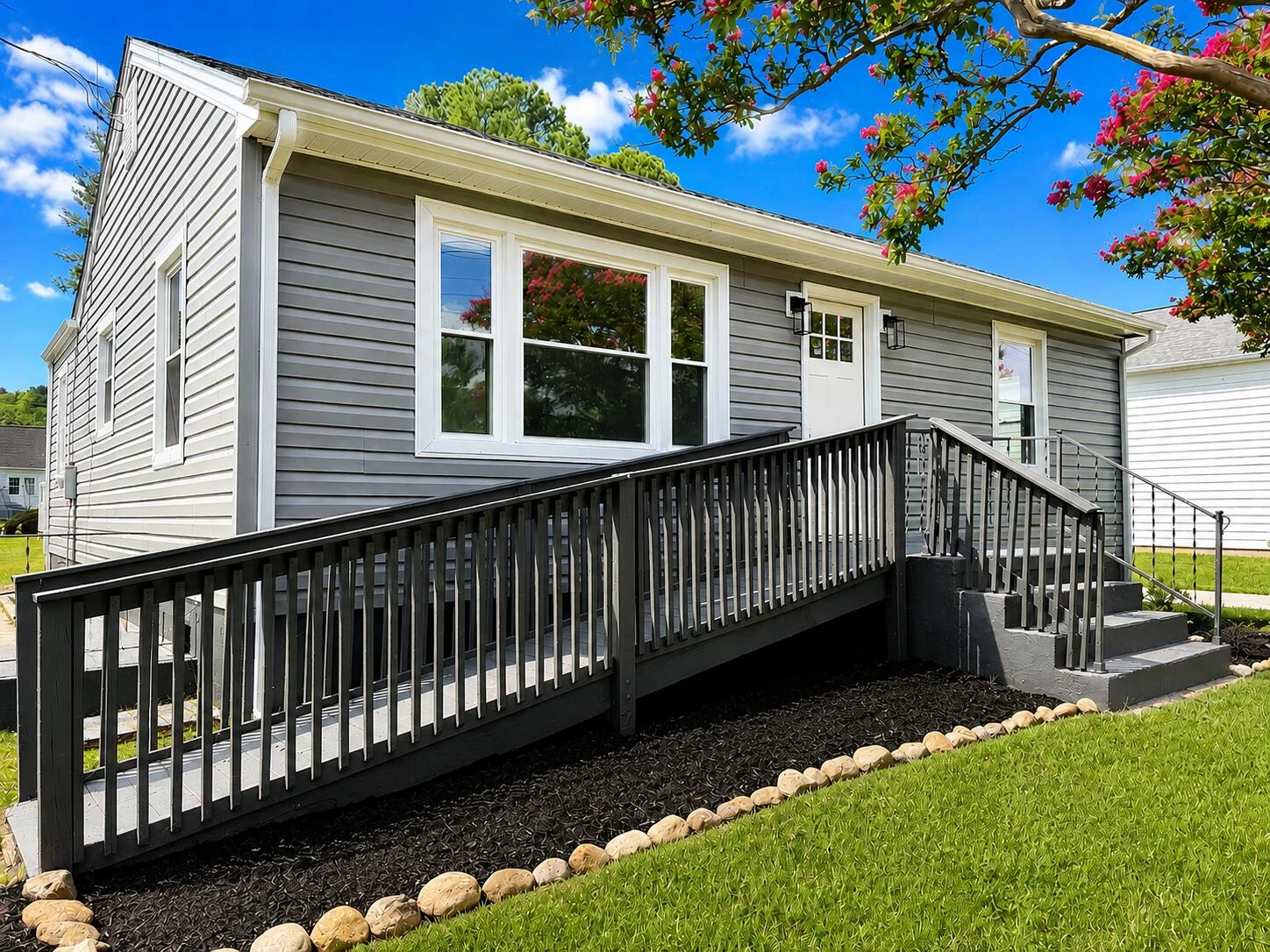 300 E Riverside DR - Photo 2
