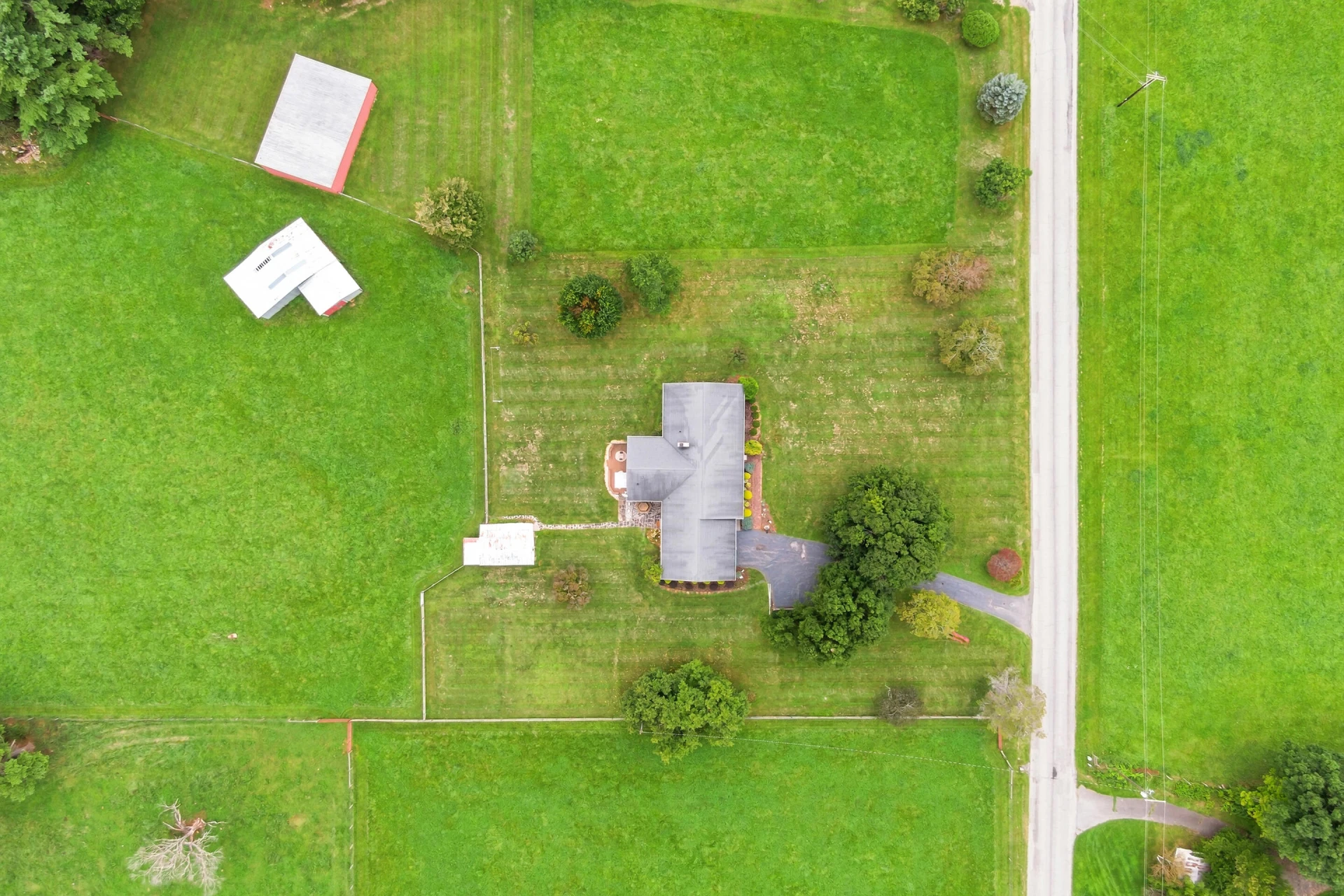 447 Long Level RD SW - Photo 71