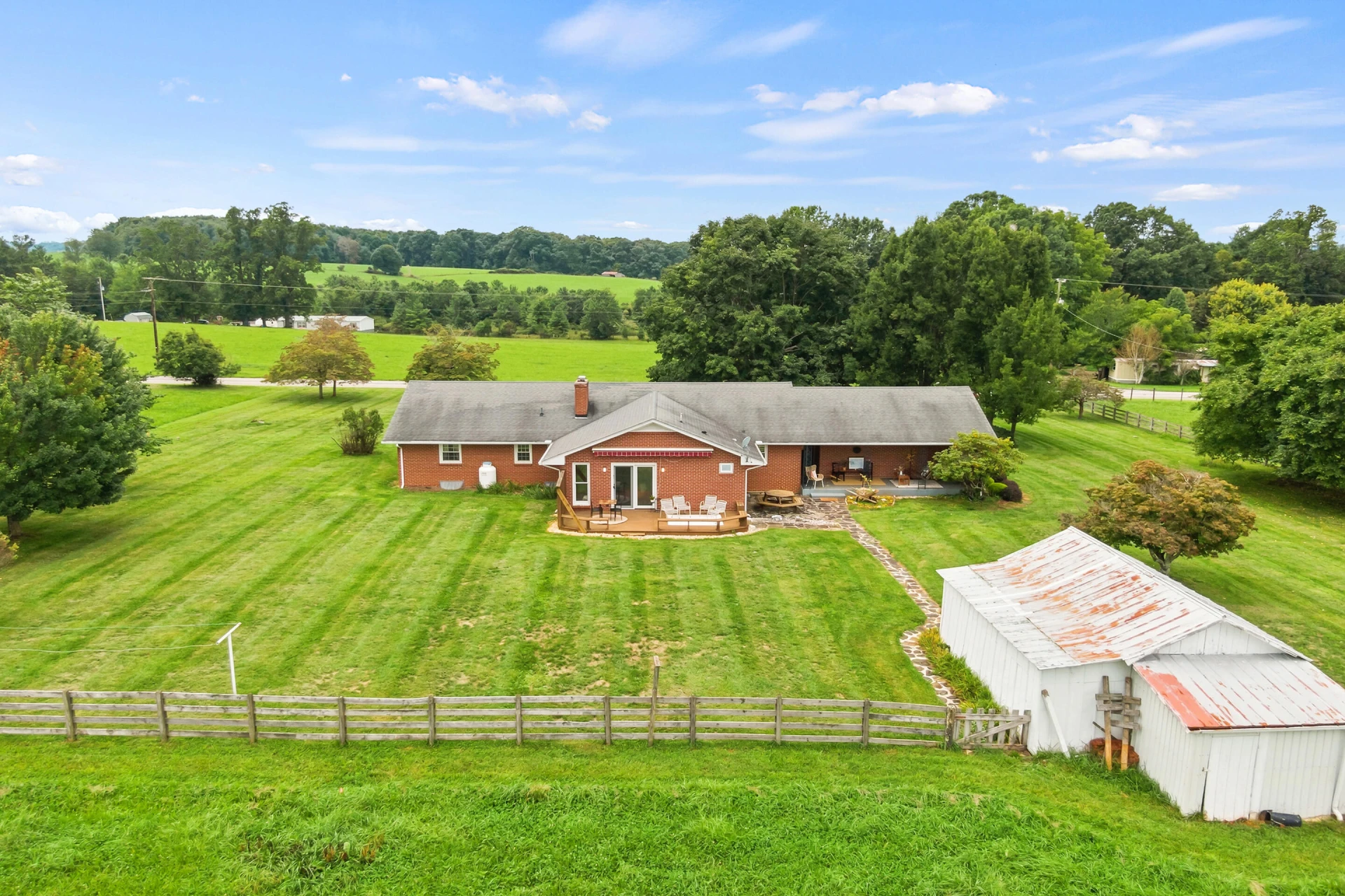 447 Long Level RD SW - Photo 82