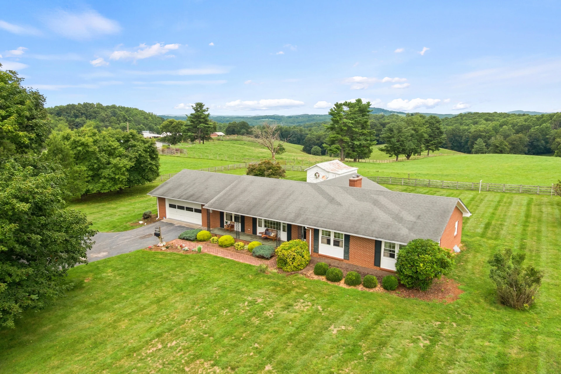 447 Long Level RD SW - Photo 84