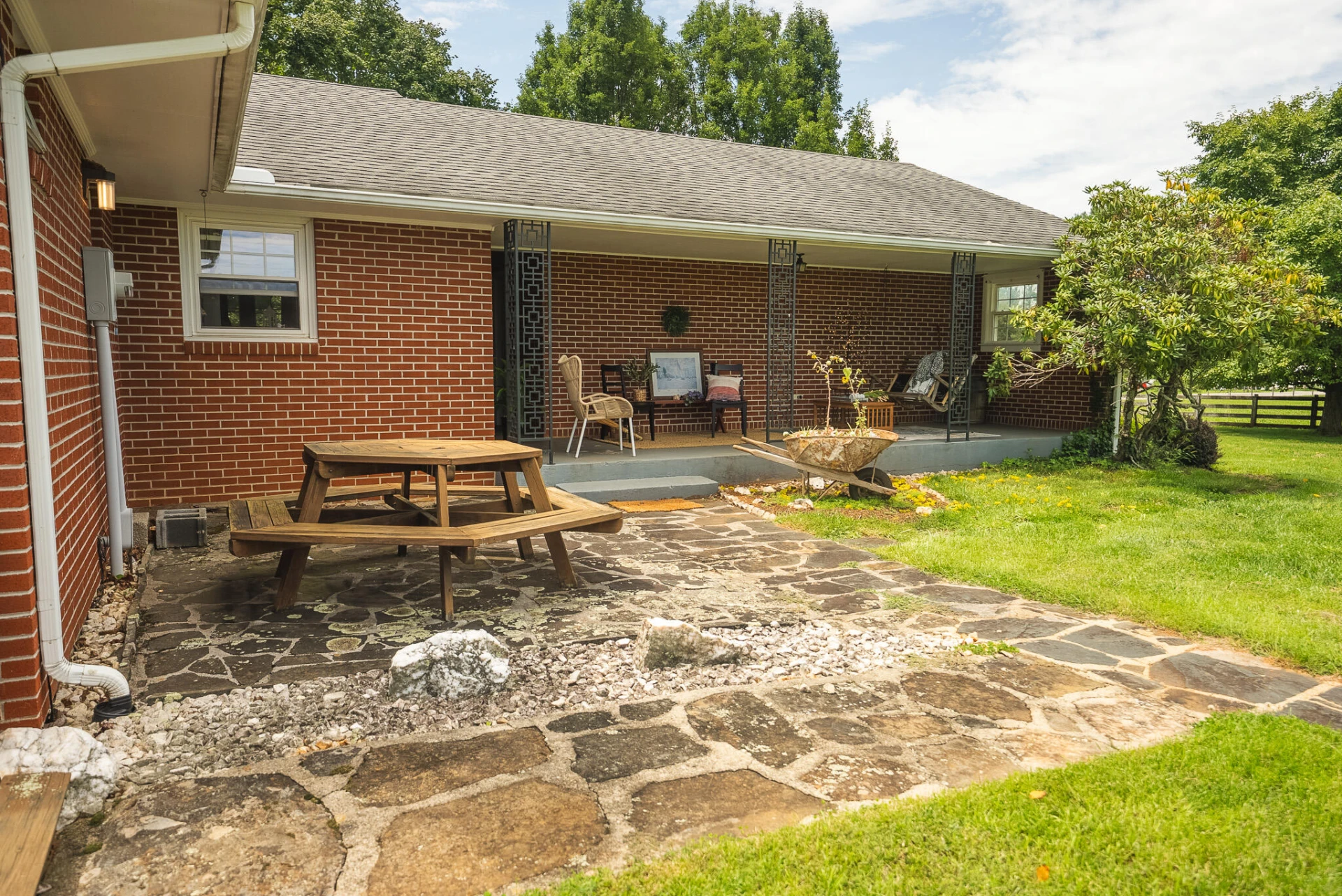 447 Long Level RD SW - Photo 96