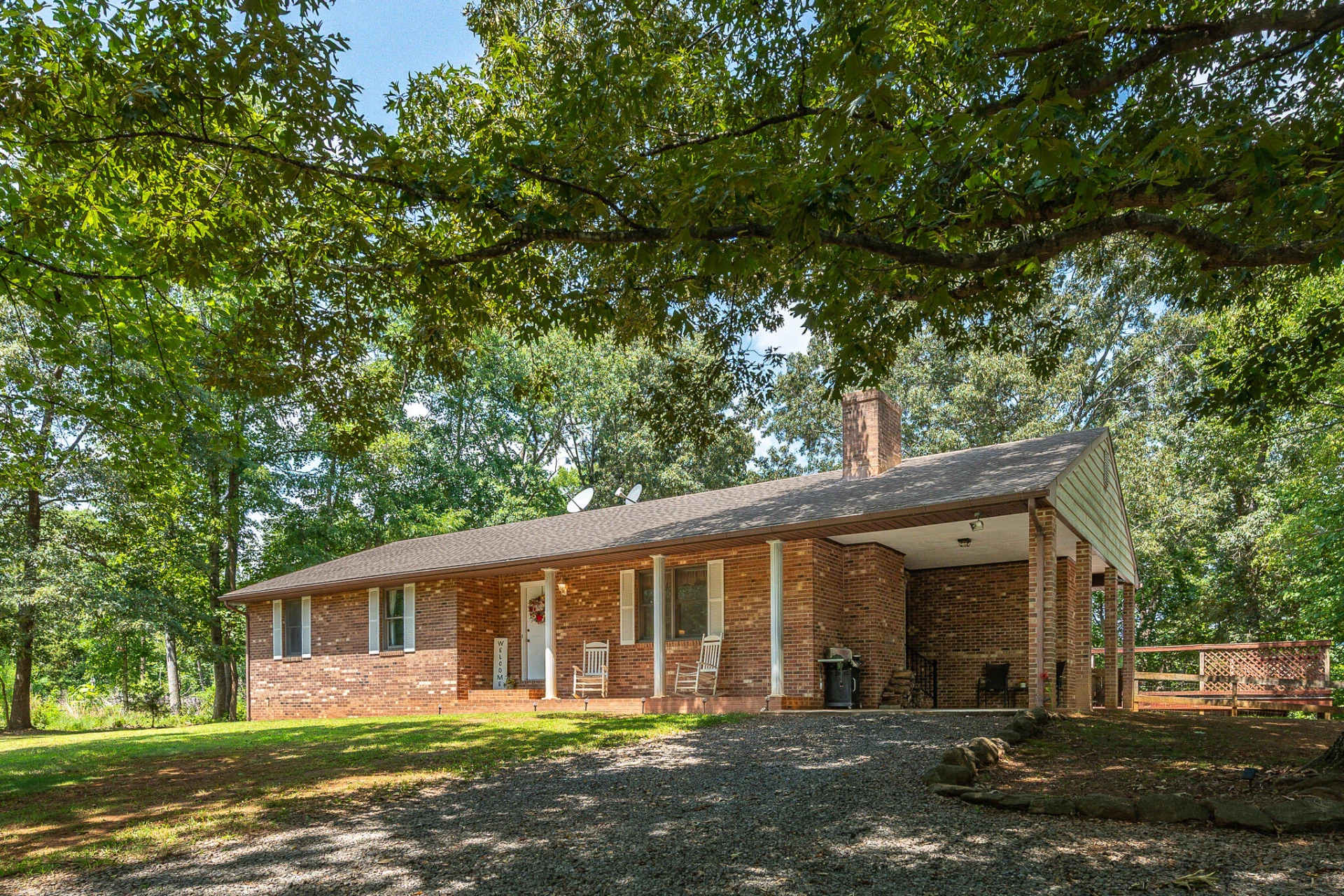 214 Leatherwood PL - Photo 2