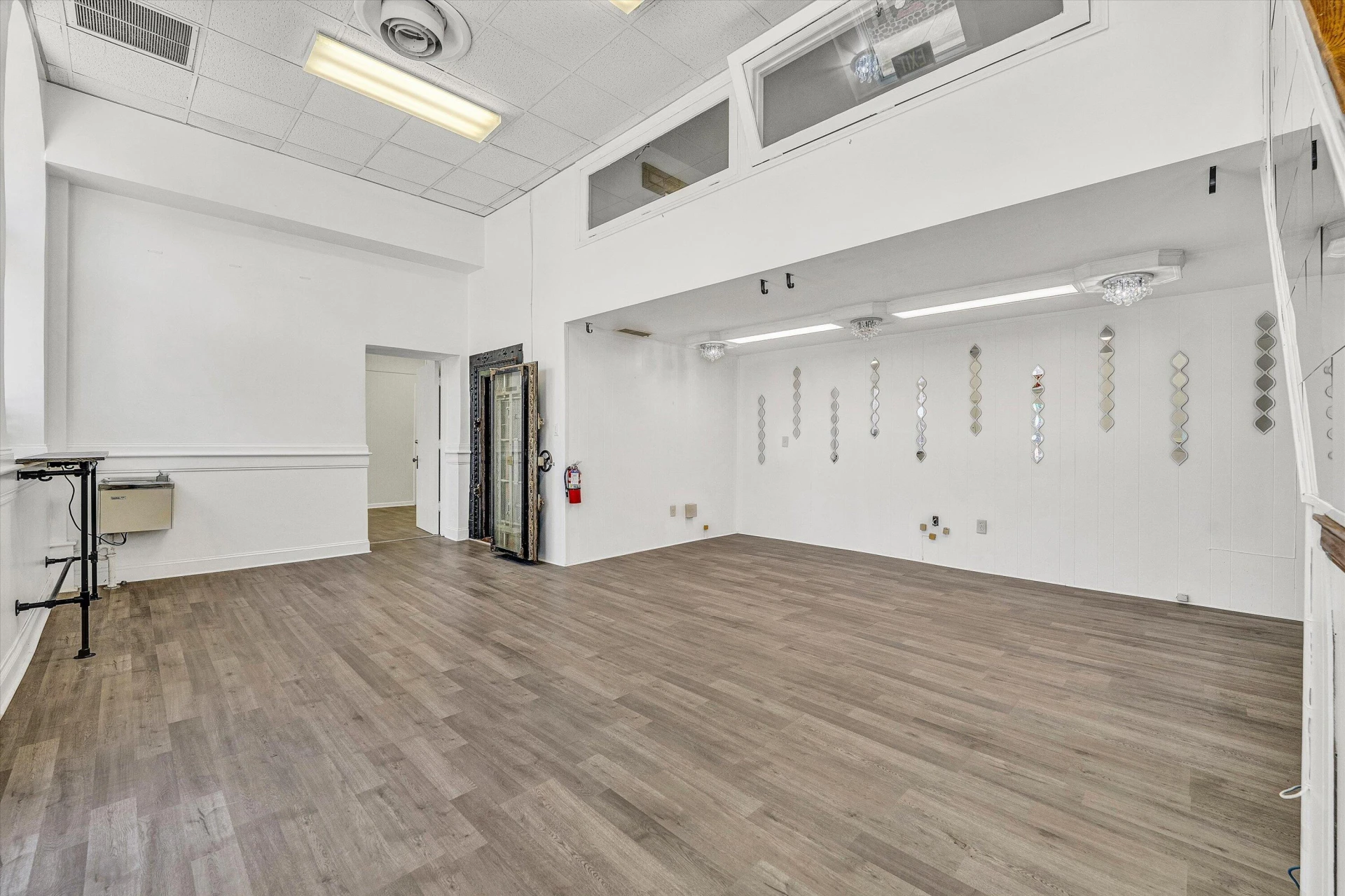 20 E MAIN ST - Photo 5
