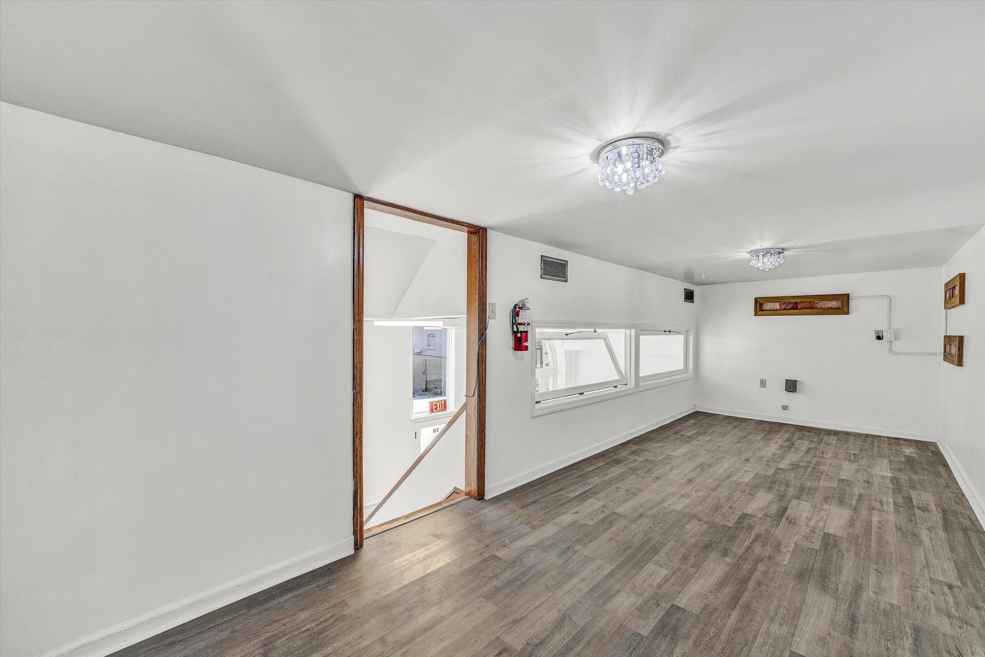 20 E MAIN ST - Photo 10