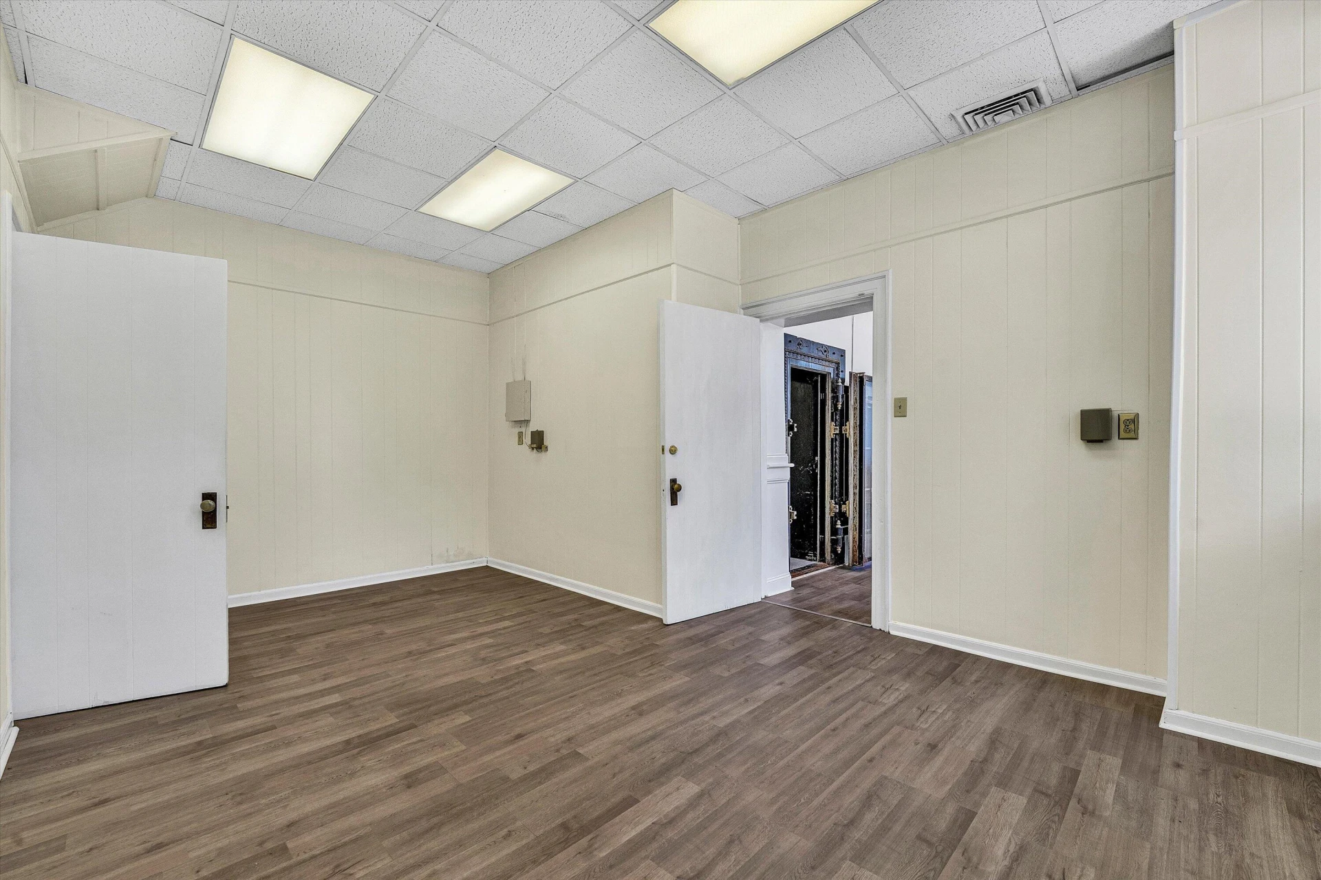 20 E MAIN ST - Photo 21